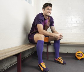 官方娱乐平台-寒冰破晓，哈兰德终结677分钟球荒，本菲卡球迷的助威刺破黑暗，寒冰破晓，哈兰德终结677分钟球荒，本菲卡球迷助威刺破黑暗